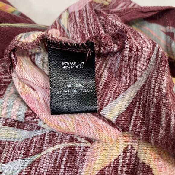 Torrid lightweight floral strappy flowy casual summer spring tank top - Picture 7 of 9